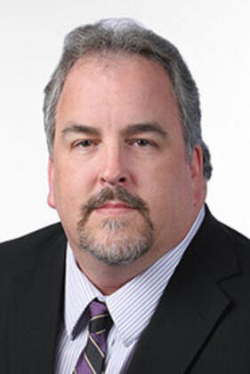 Headshot of Steve Csonka