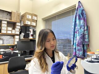 Janice Tran working in the lab
